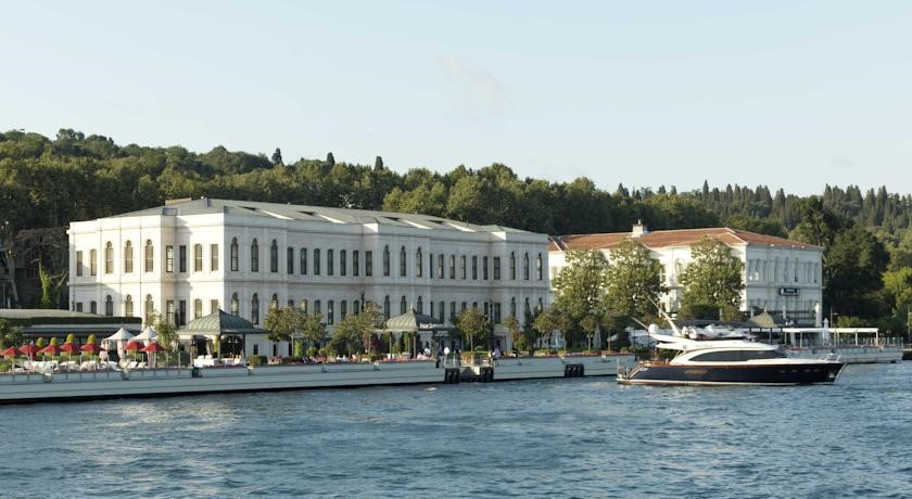 Four Seasons Bosphorus Istanbul Luxury Hotel