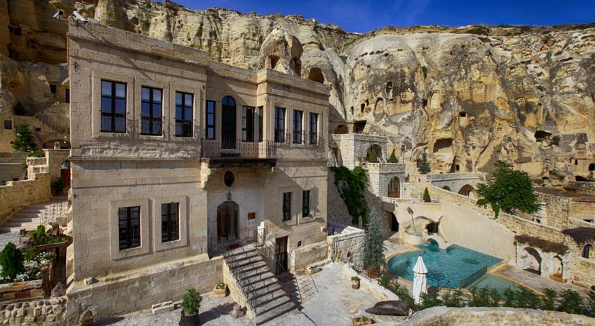 Yunak Cave Hotel Cappadocia Pool Turkey