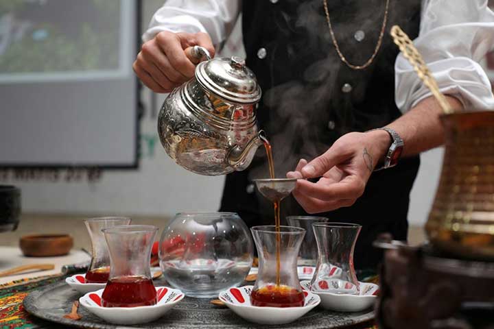 The Health Benefits of Turkish Tea: